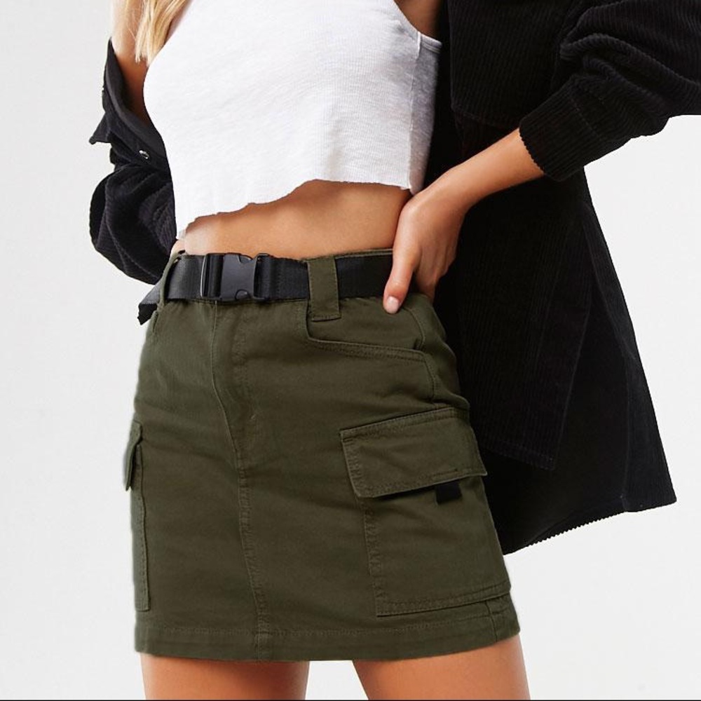 Green Buckle Cargo Skirt!